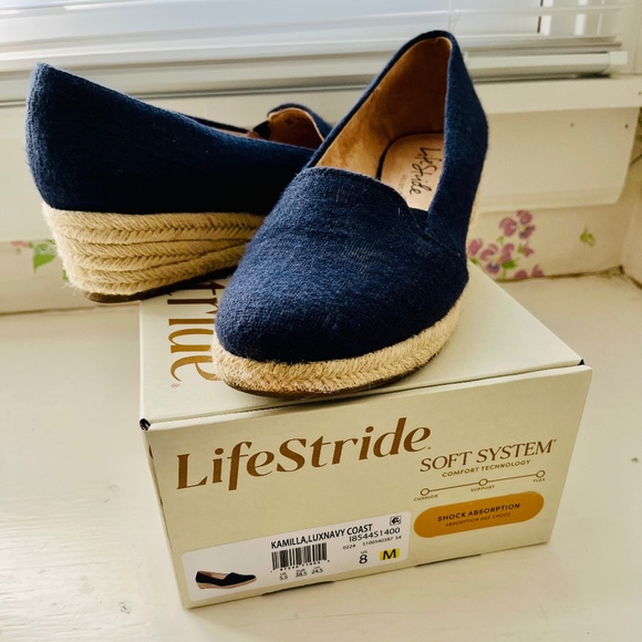 Life Stride Navy Blue Espadrilles EUC - Picture 1 of 5
